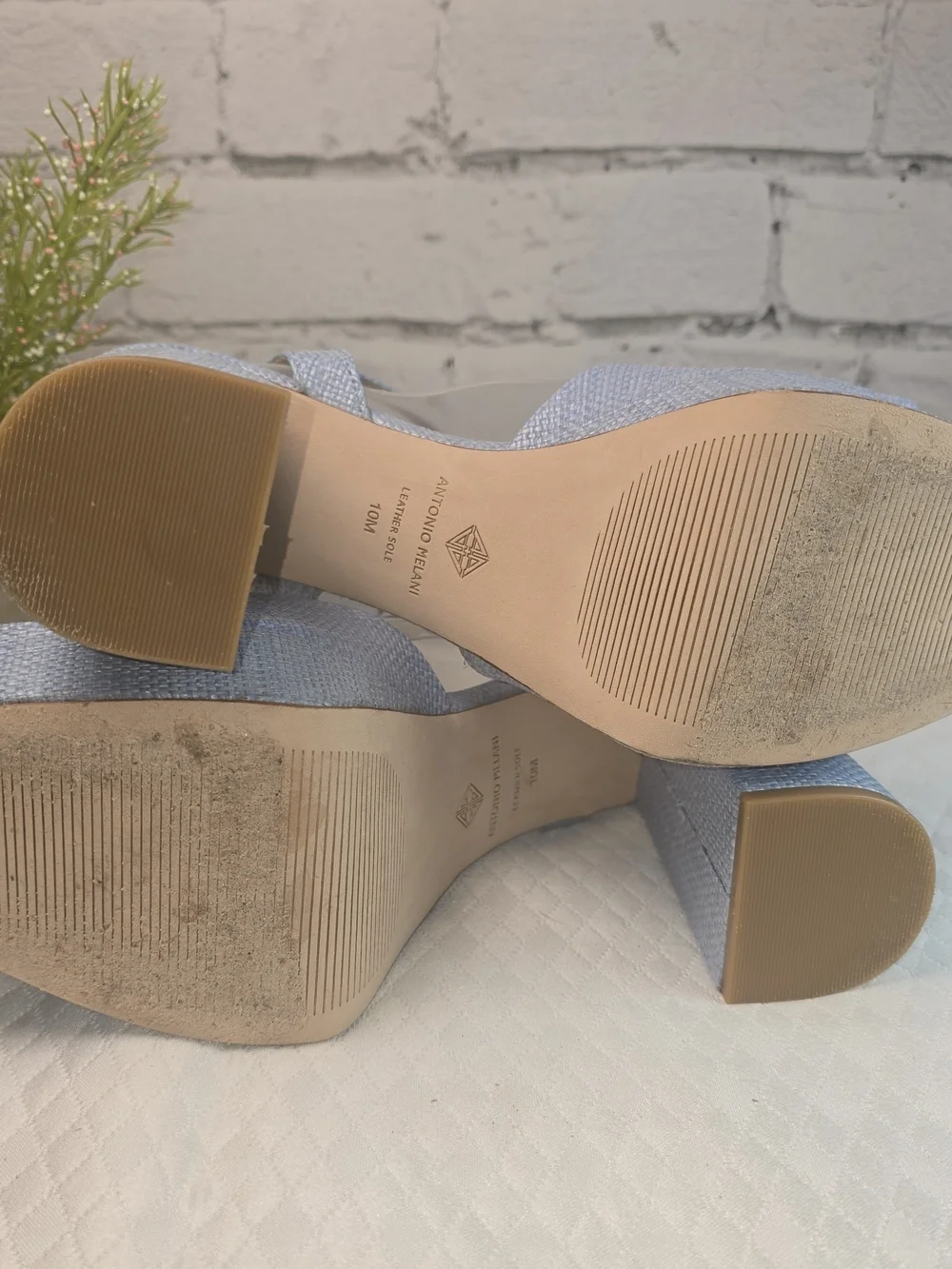 ANTONIO MELANI BONNY RAFFIA PLATFORM BLOCK HEEL POWDER BLUE SANDALS WOMENS 10M